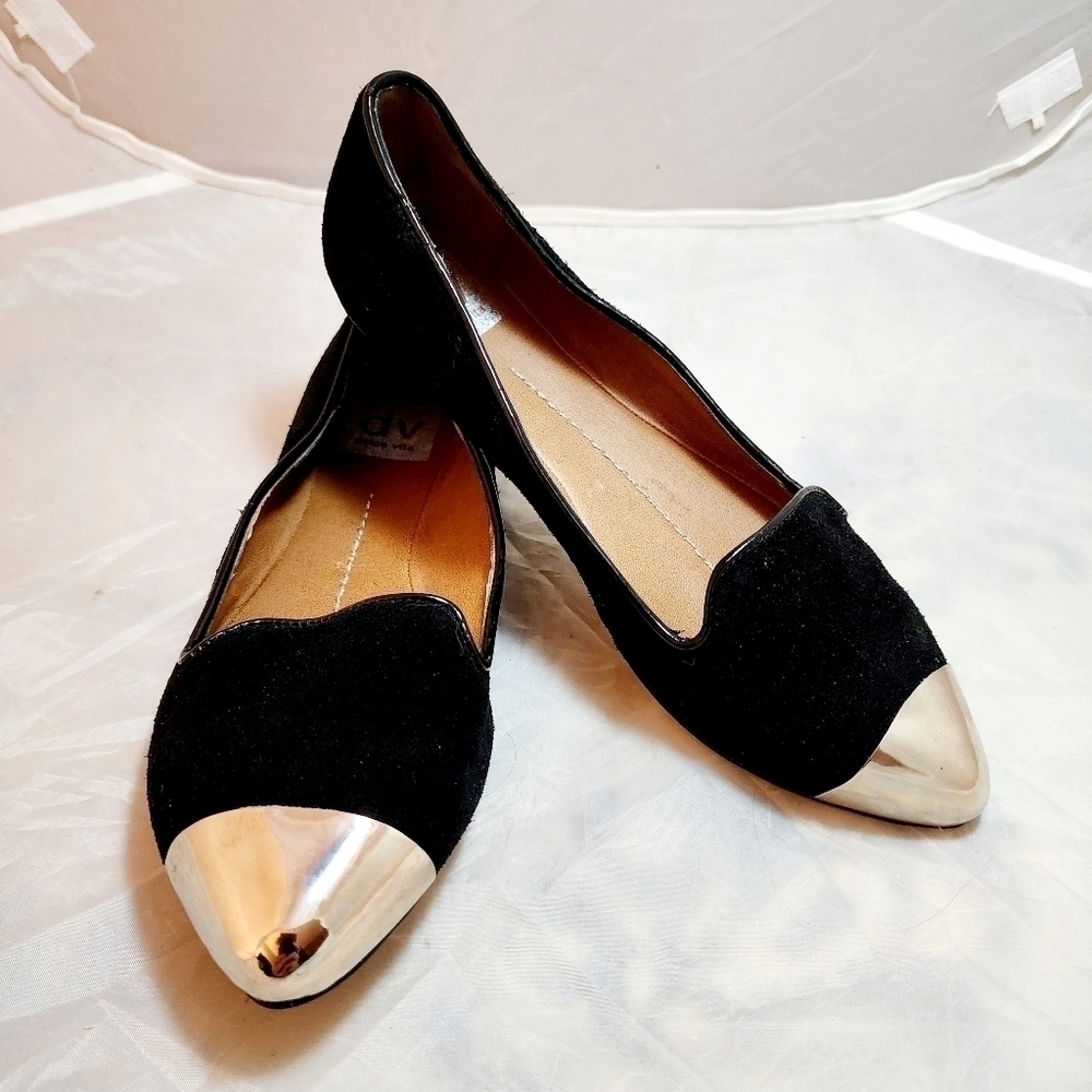 Dolce Vita Black Suede "Lunna" Flat w/ Metallic Cap Toe Women's 6 Luxury EUC